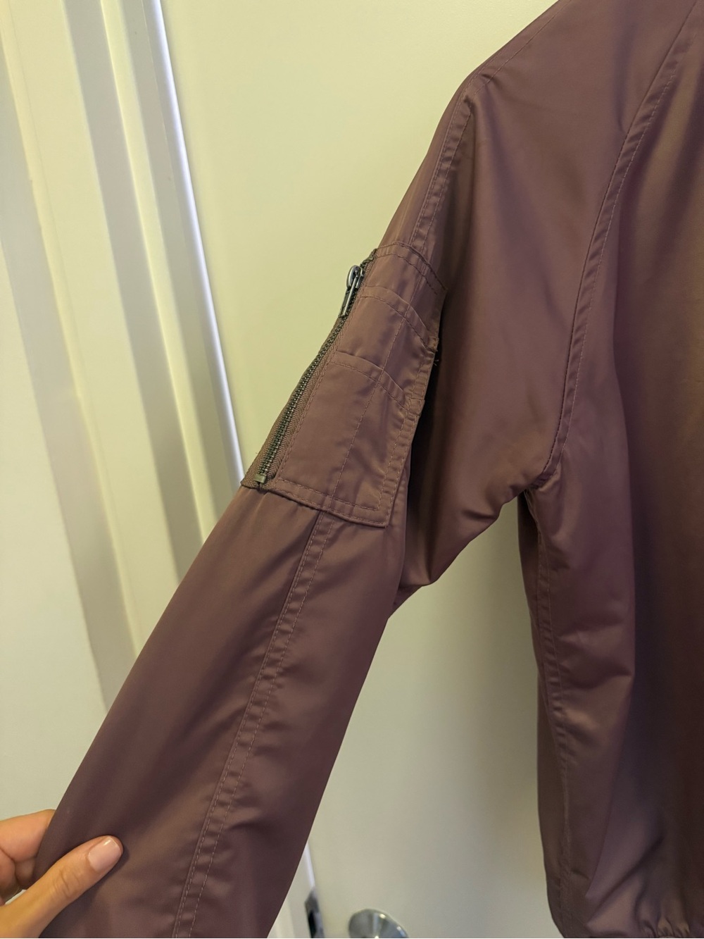 Members Only Purple(ish) Bomber Jacket - Picture 4 of 8